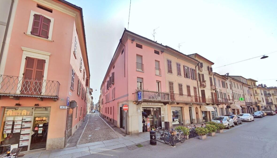 Appartamento via Bertesi 1