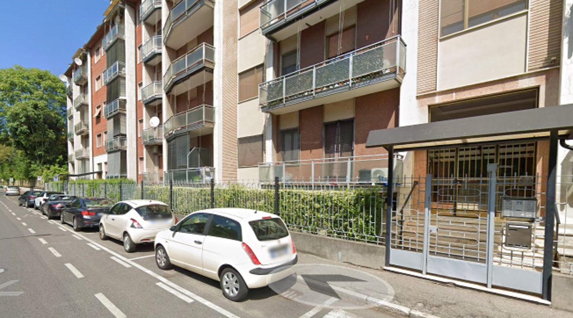 Stanze in appartamento via Massarotti 77